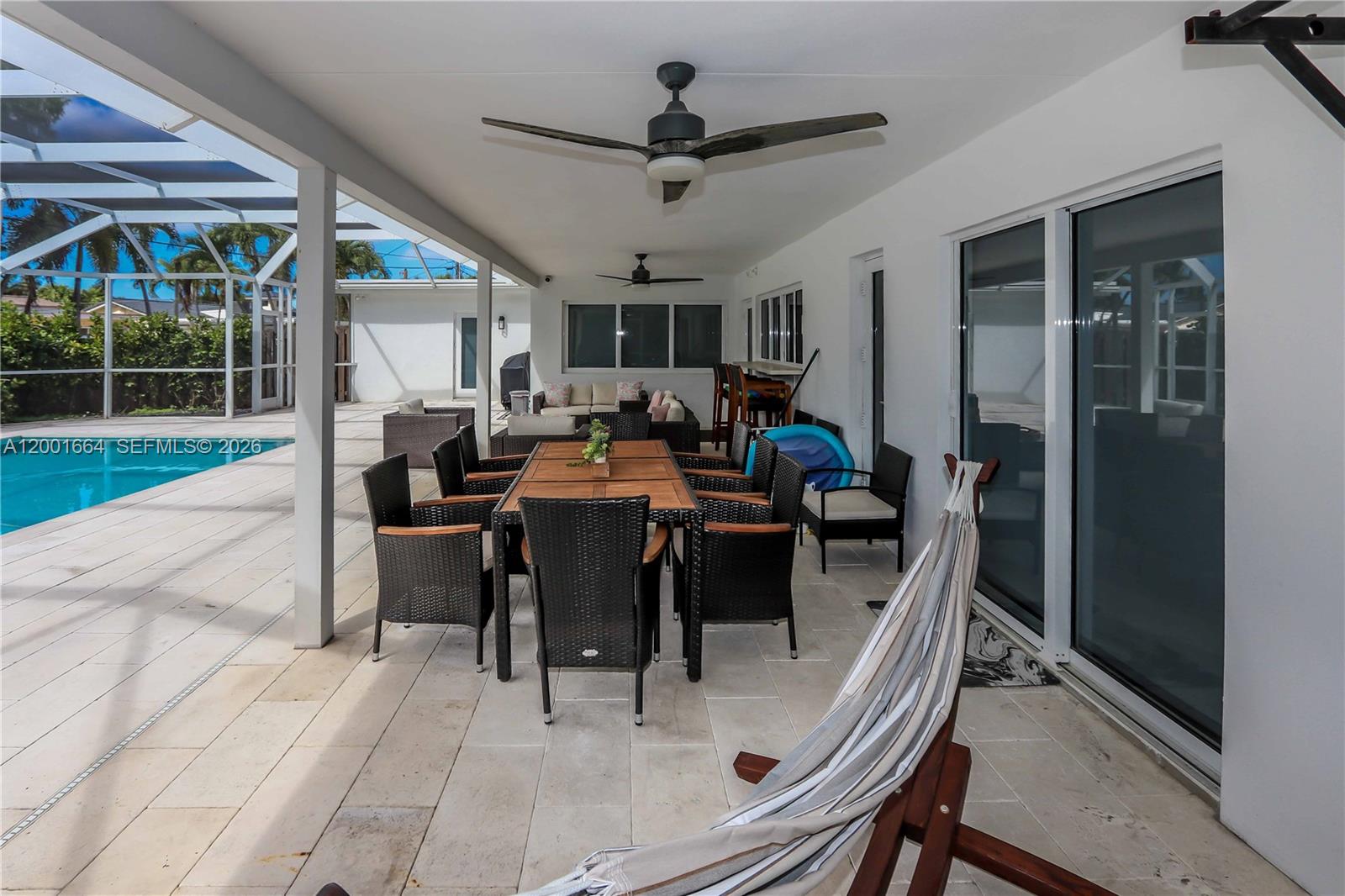 HOLLYWOOD GOLF ESTATES SE - Residential