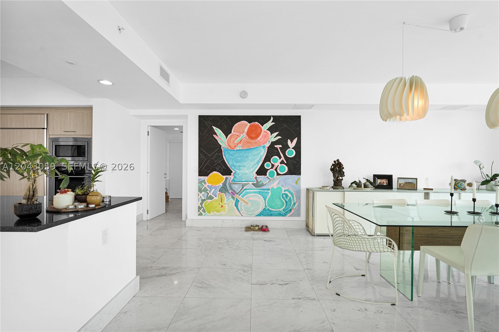 APOGEE BEACH CONDOMINIUM - Residential