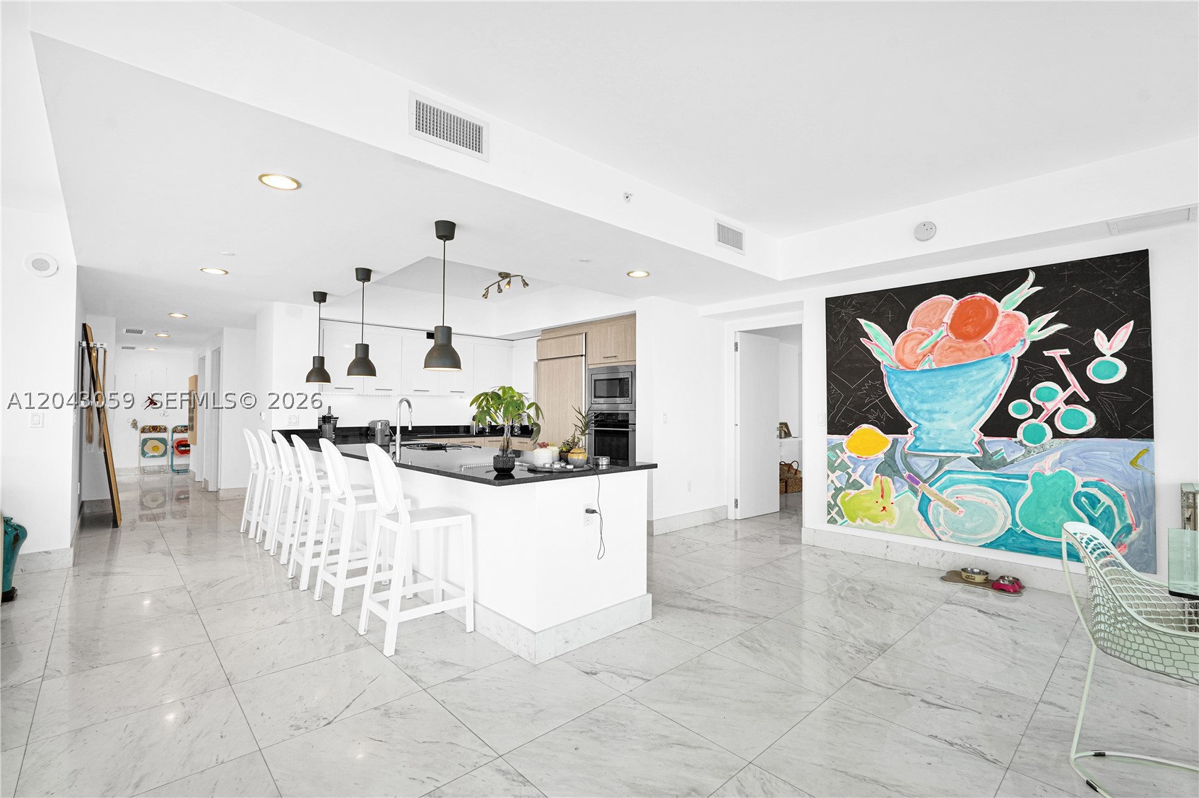 APOGEE BEACH CONDOMINIUM - Residential