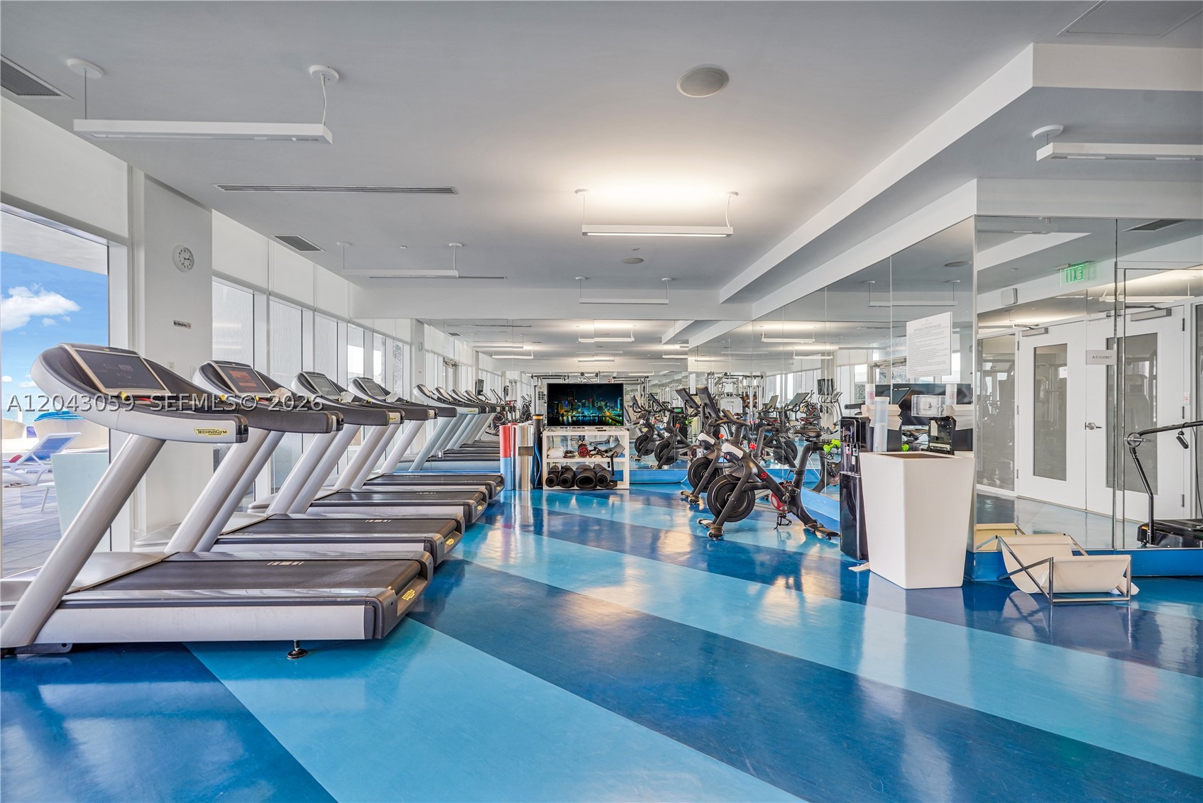 APOGEE BEACH CONDOMINIUM - Residential
