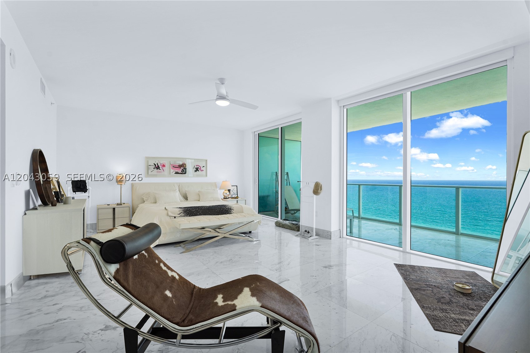 APOGEE BEACH CONDOMINIUM - Residential