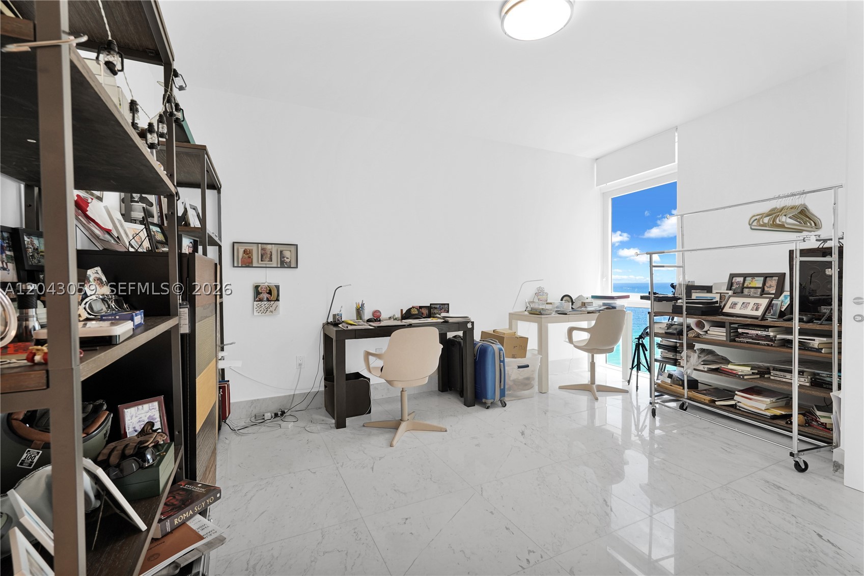 APOGEE BEACH CONDOMINIUM - Residential