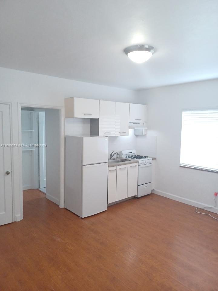 NORMANDY BEACH SOUTH - Residential Lease