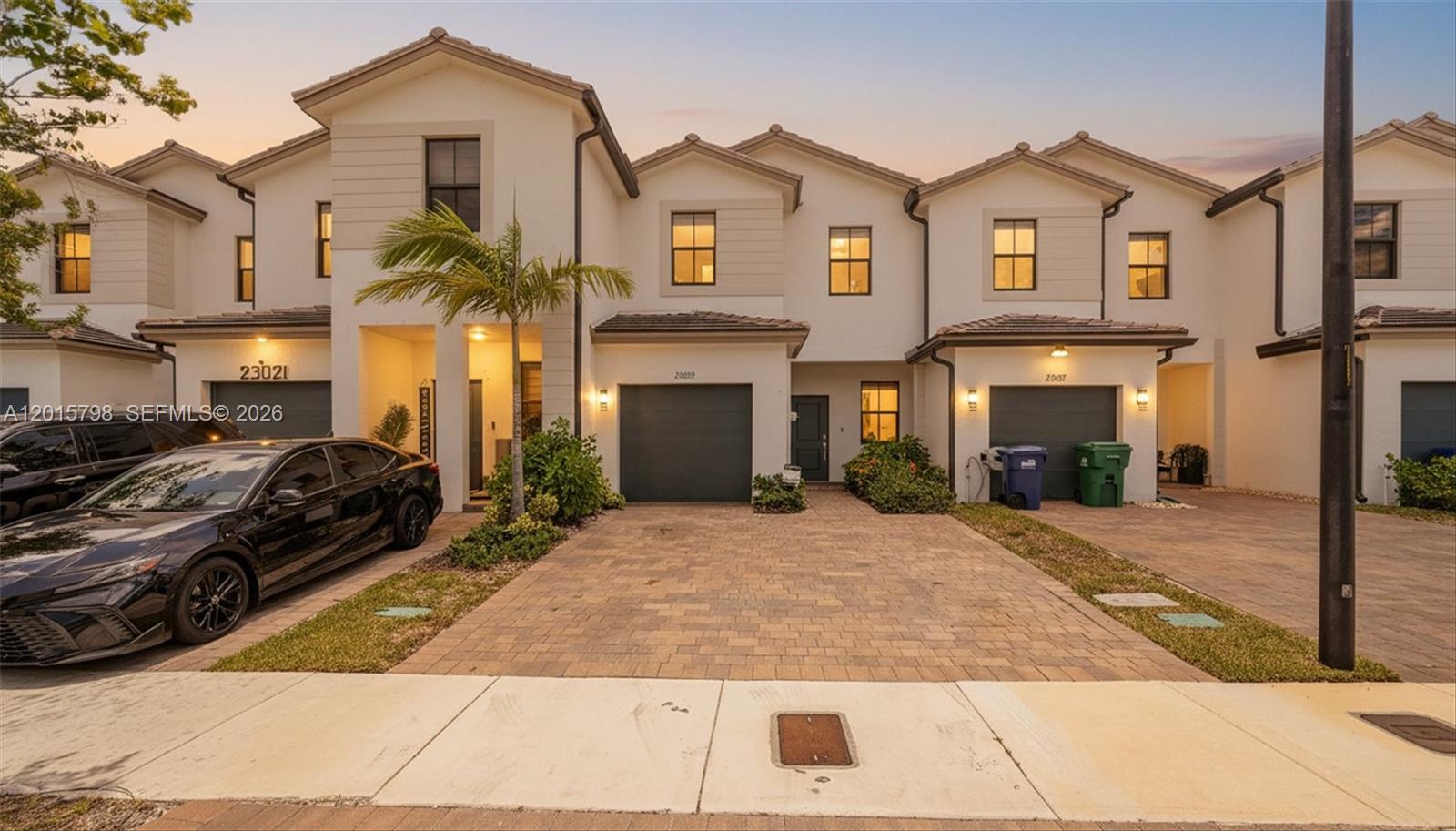 KENDALL ASSEMBLAGE NORTH - Residential