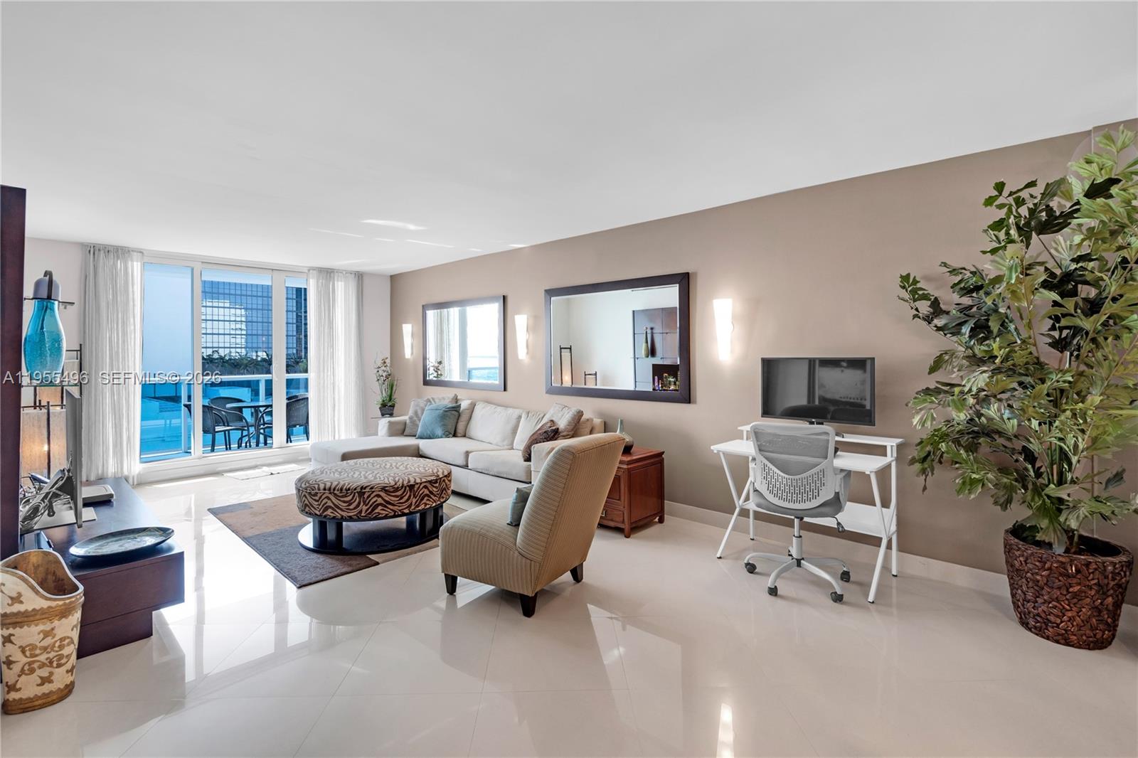 RONEY PALACE CONDO - Residential