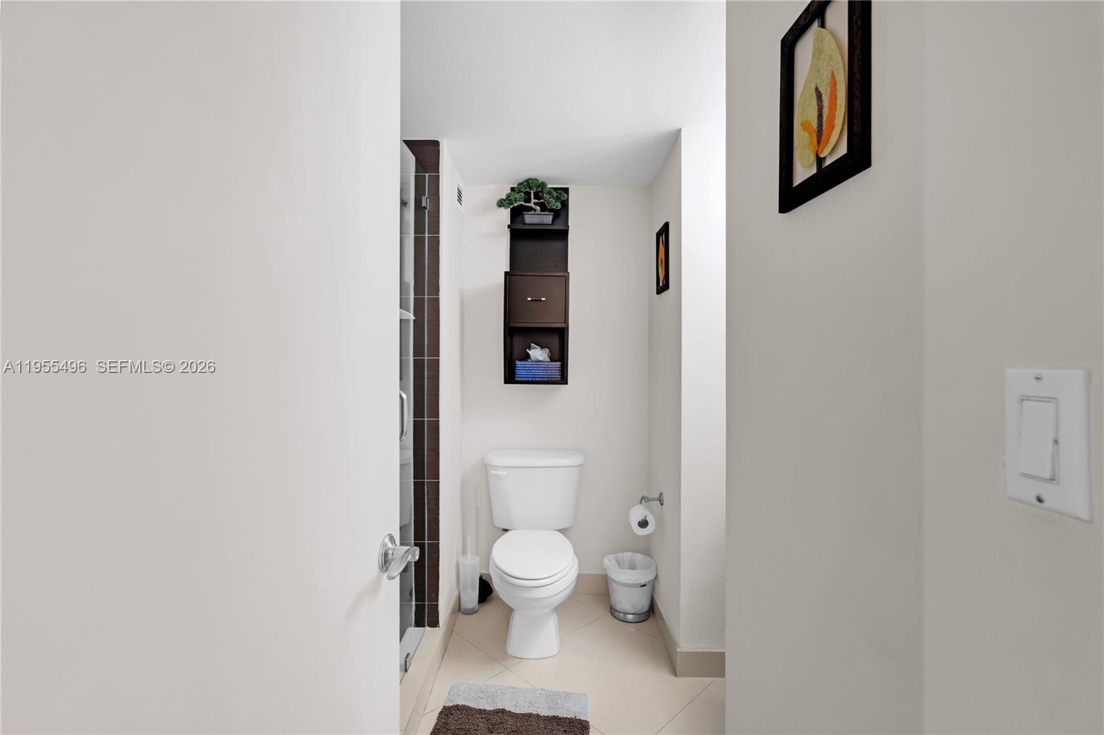 RONEY PALACE CONDO - Residential