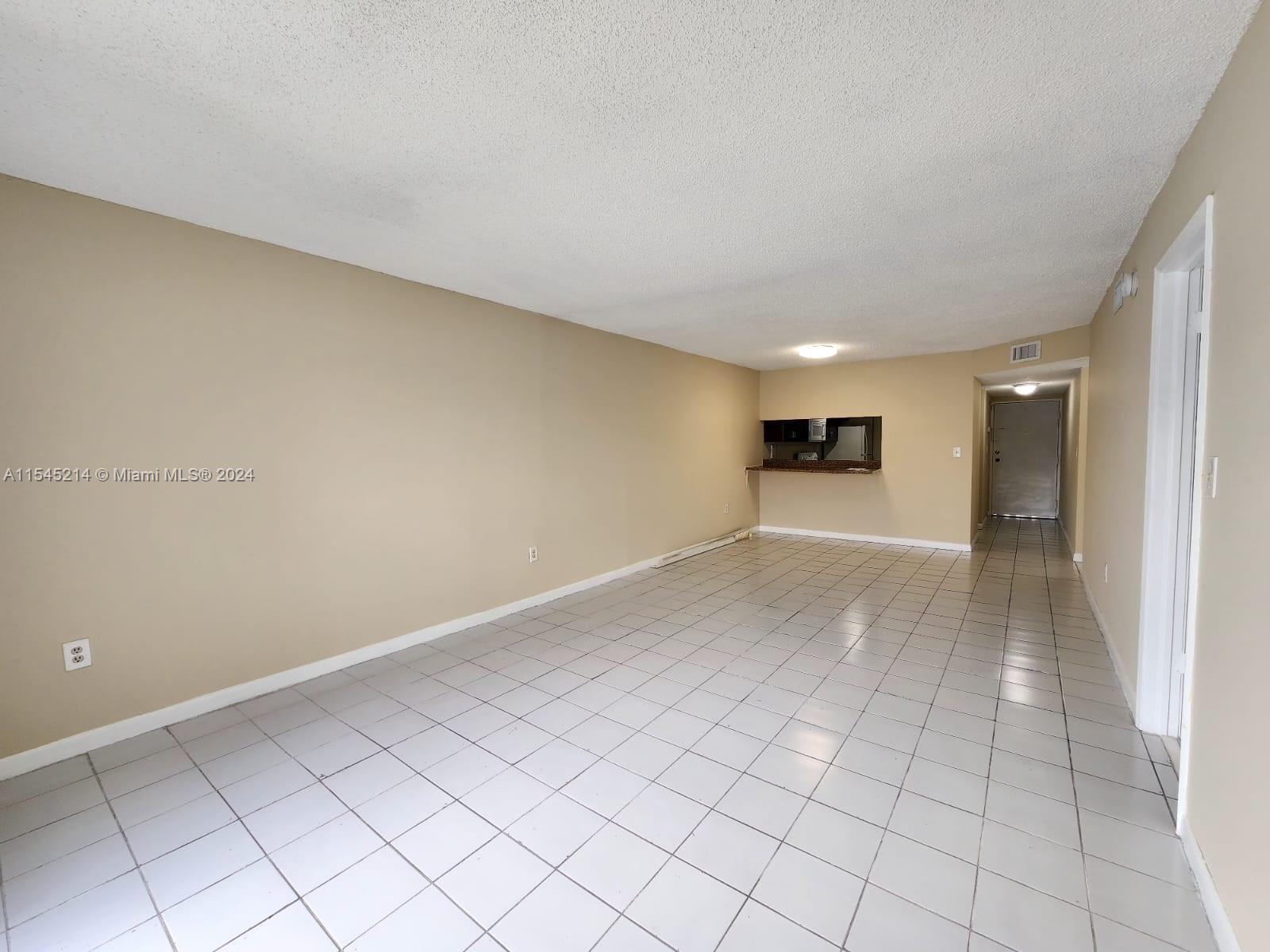 VISTA DEL LAGO I CONDO - Residential Lease