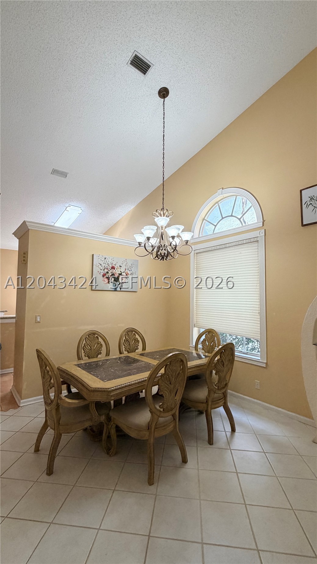 KENSINGTON - Residential
