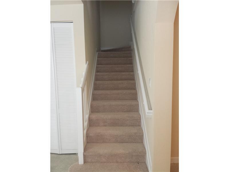KENDALL SQUARE - Residential Lease