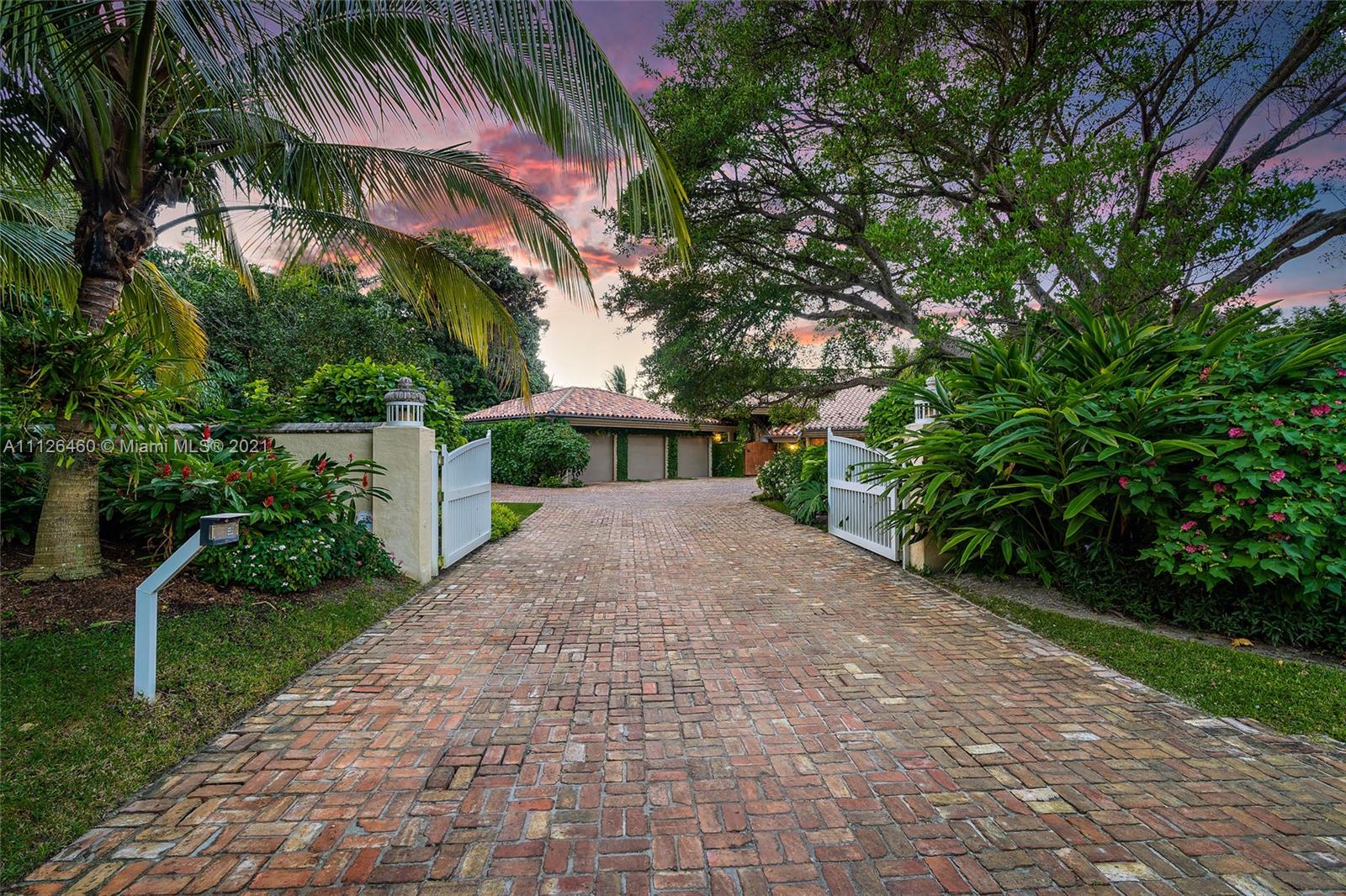 JUPITER ISLAND - Residential
