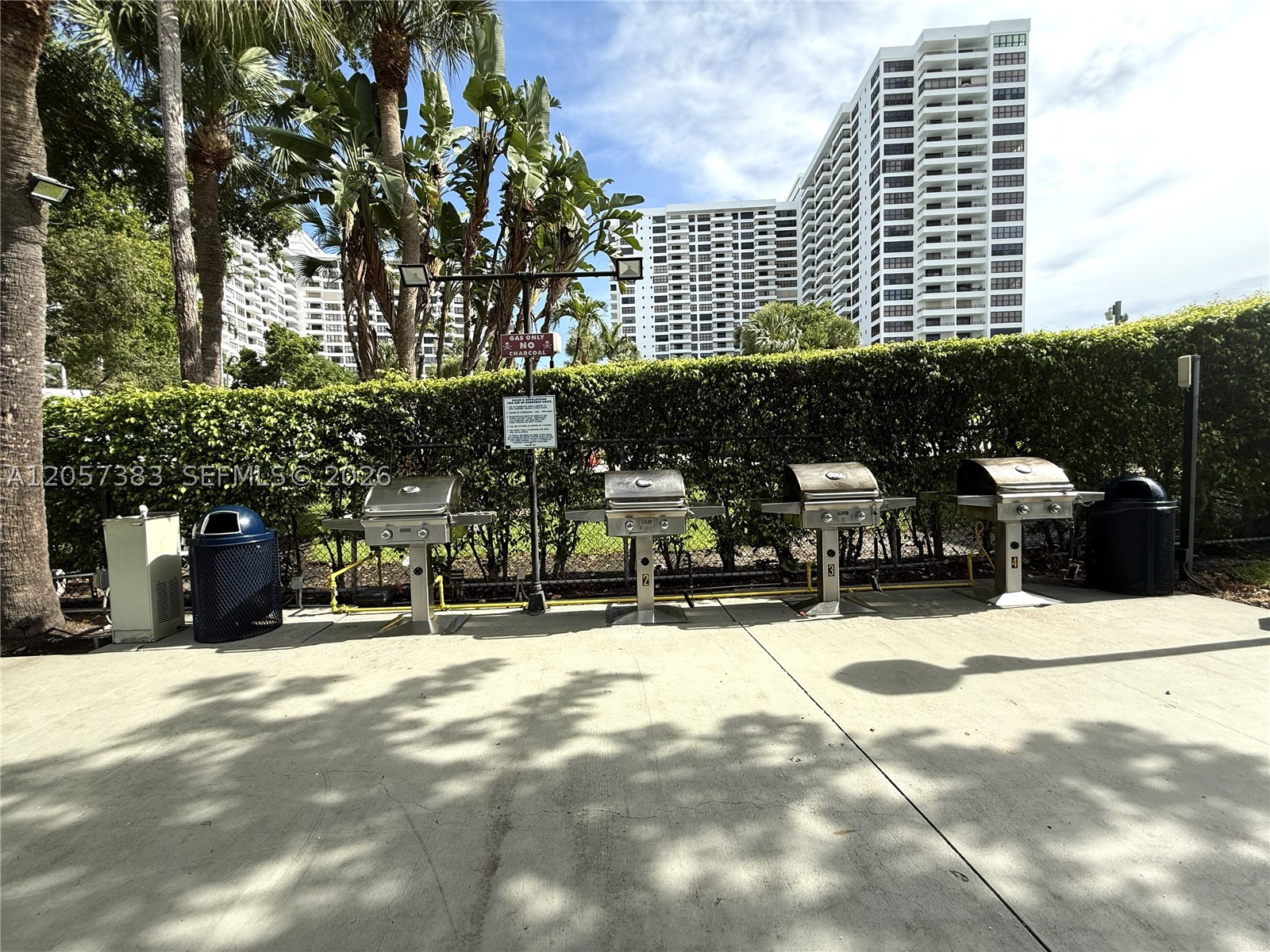 OLYMPUS CONDO PHASE - Residential