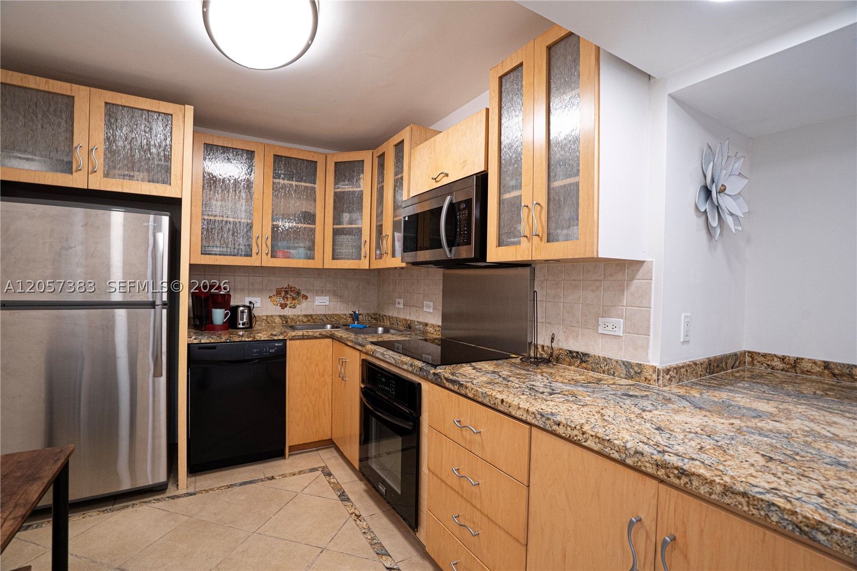 OLYMPUS CONDO PHASE - Residential