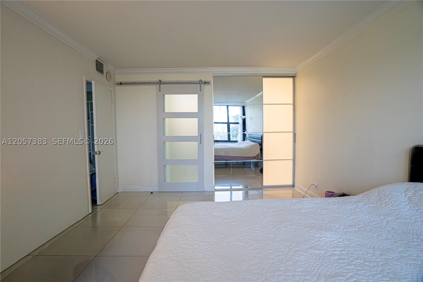 OLYMPUS CONDO PHASE - Residential