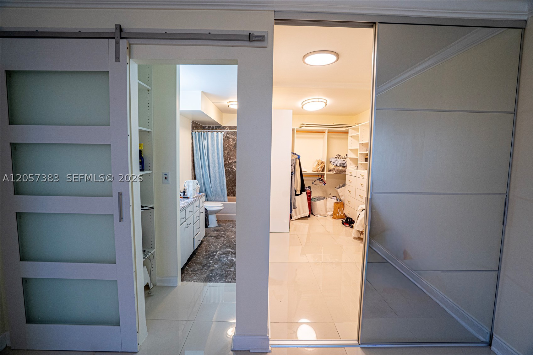 OLYMPUS CONDO PHASE - Residential