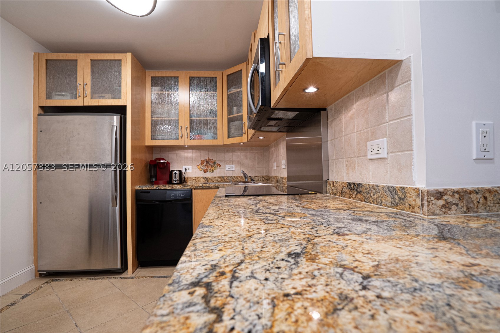 OLYMPUS CONDO PHASE - Residential