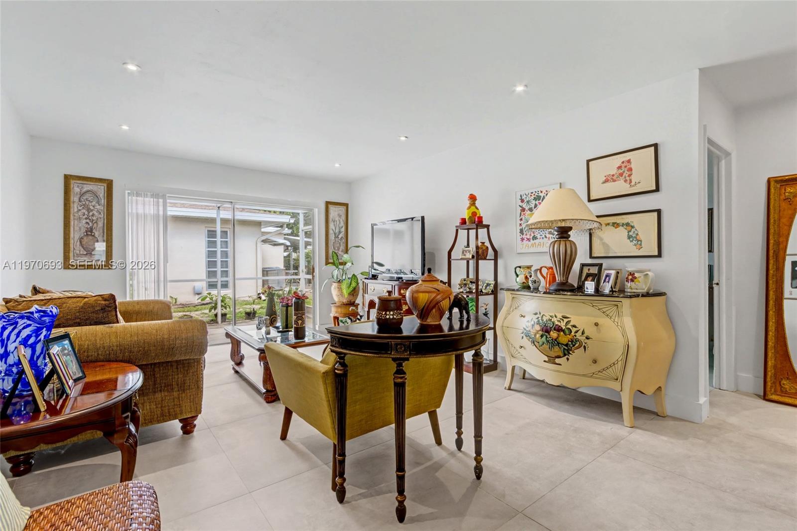 BOCA LAKES CONDO - Residential
