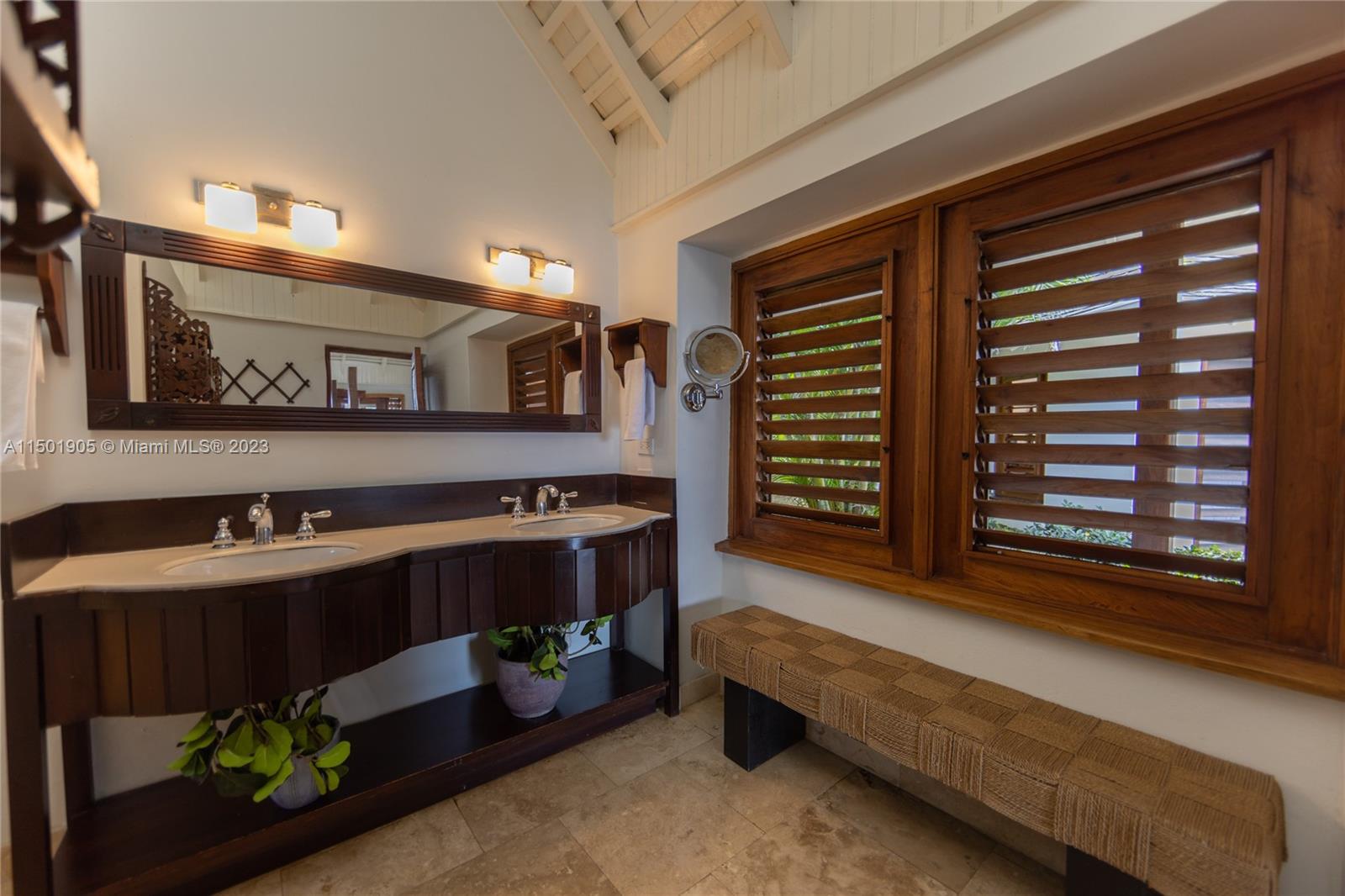 Tryall Beach Club - Residential