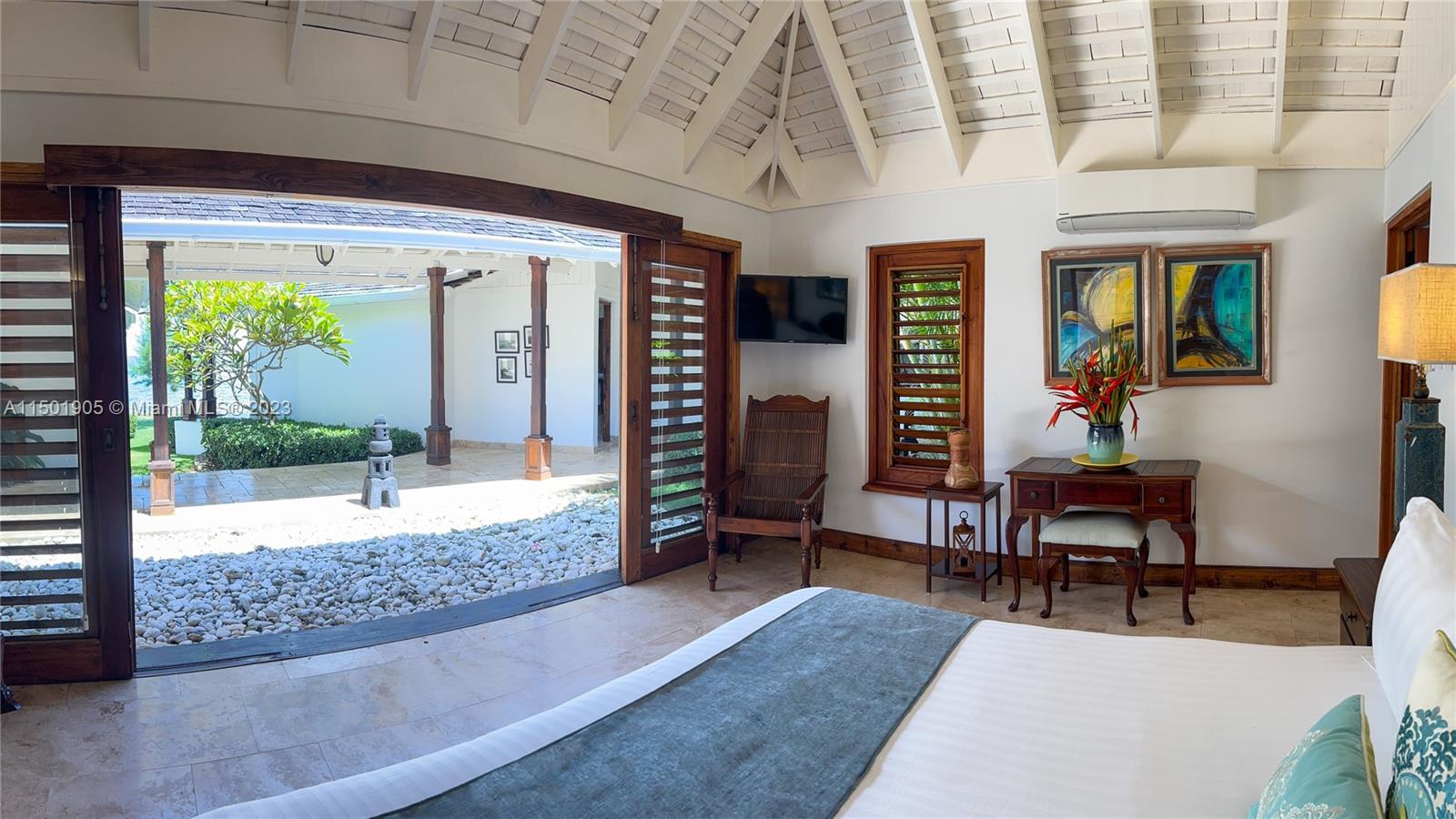 Tryall Beach Club - Residential
