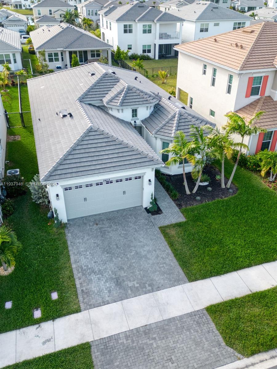 ORCHARDS OF WESTLAKE - Residential