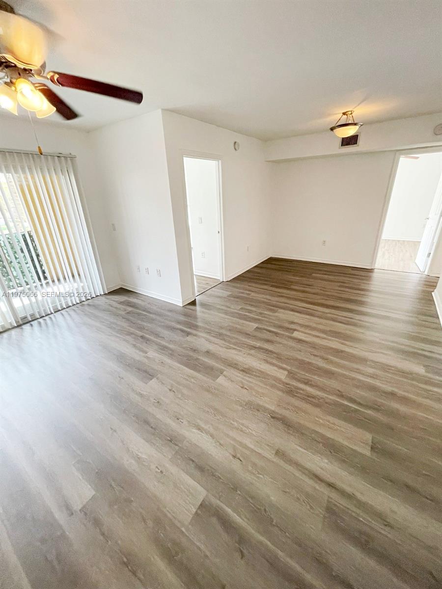 EMERALD ISLE AT LAGUNA LAK - Residential