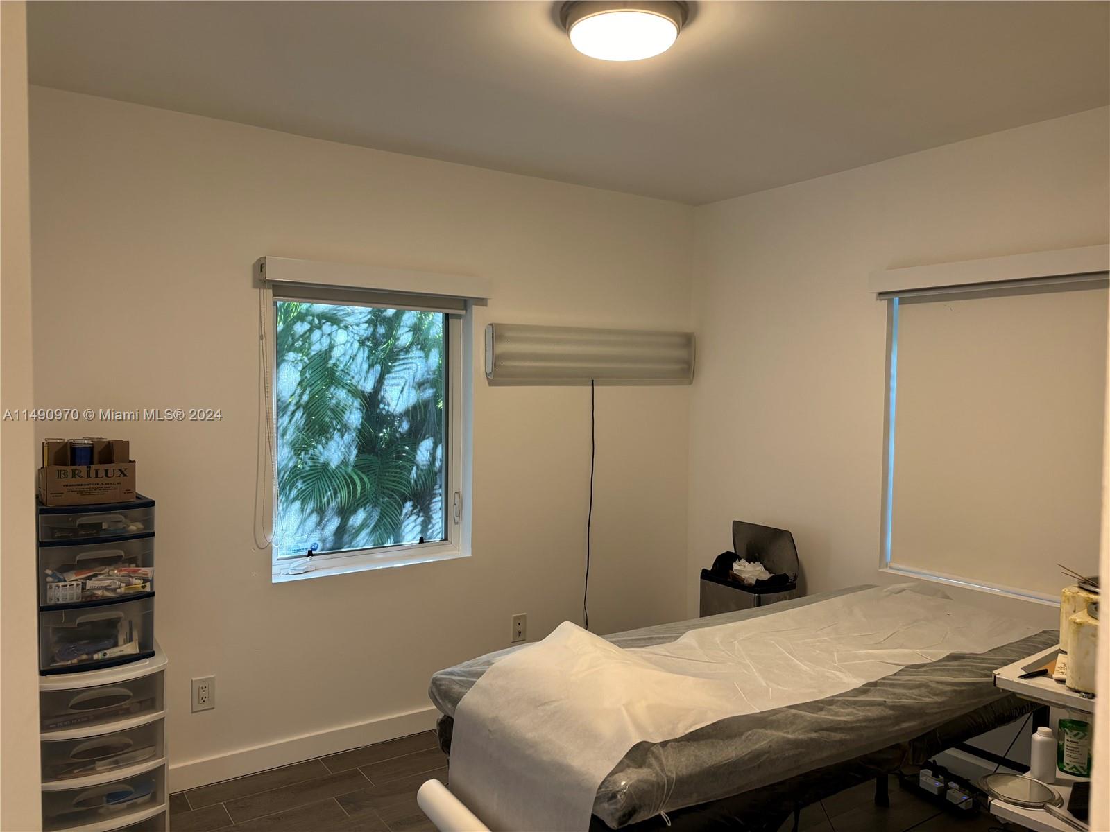 MIAMI SHORES SEC 6 - Residential Lease