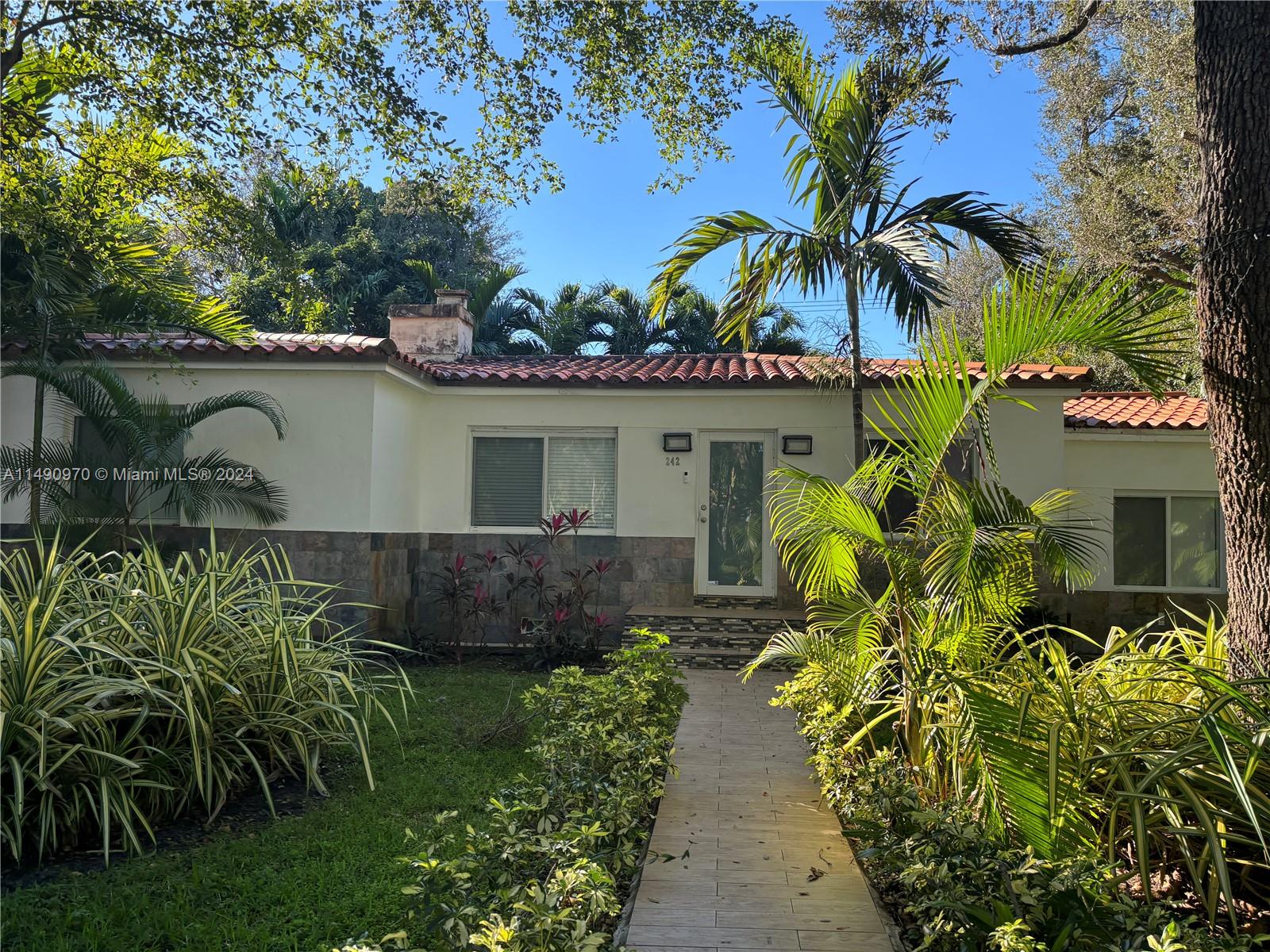 MIAMI SHORES SEC 6 - Residential Lease