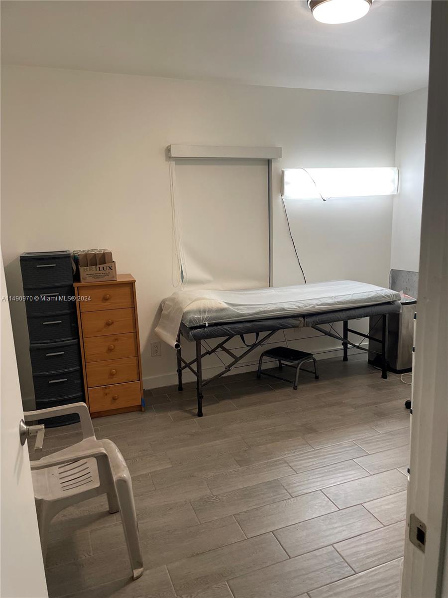 MIAMI SHORES SEC 6 - Residential Lease