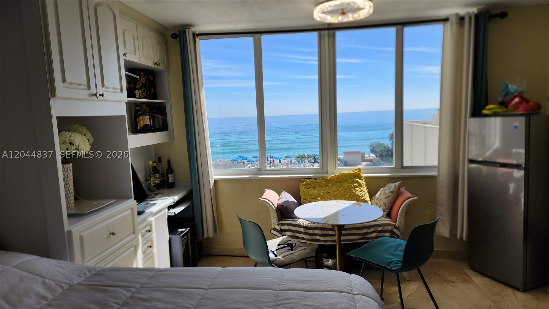 THE AVENTURA BEACH CLUB C - Residential