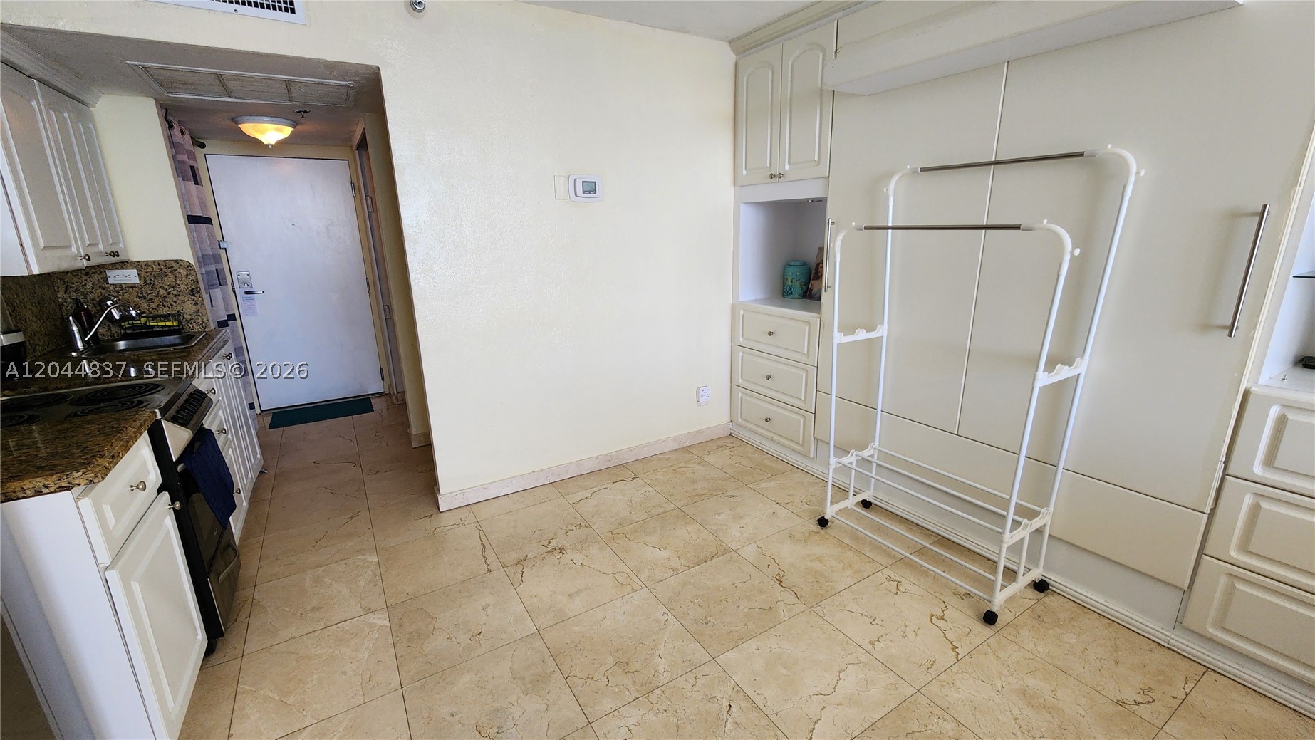THE AVENTURA BEACH CLUB C - Residential