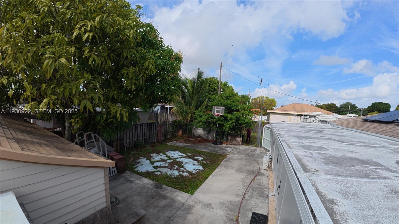 VENETIAN GARDEN REV - Residential