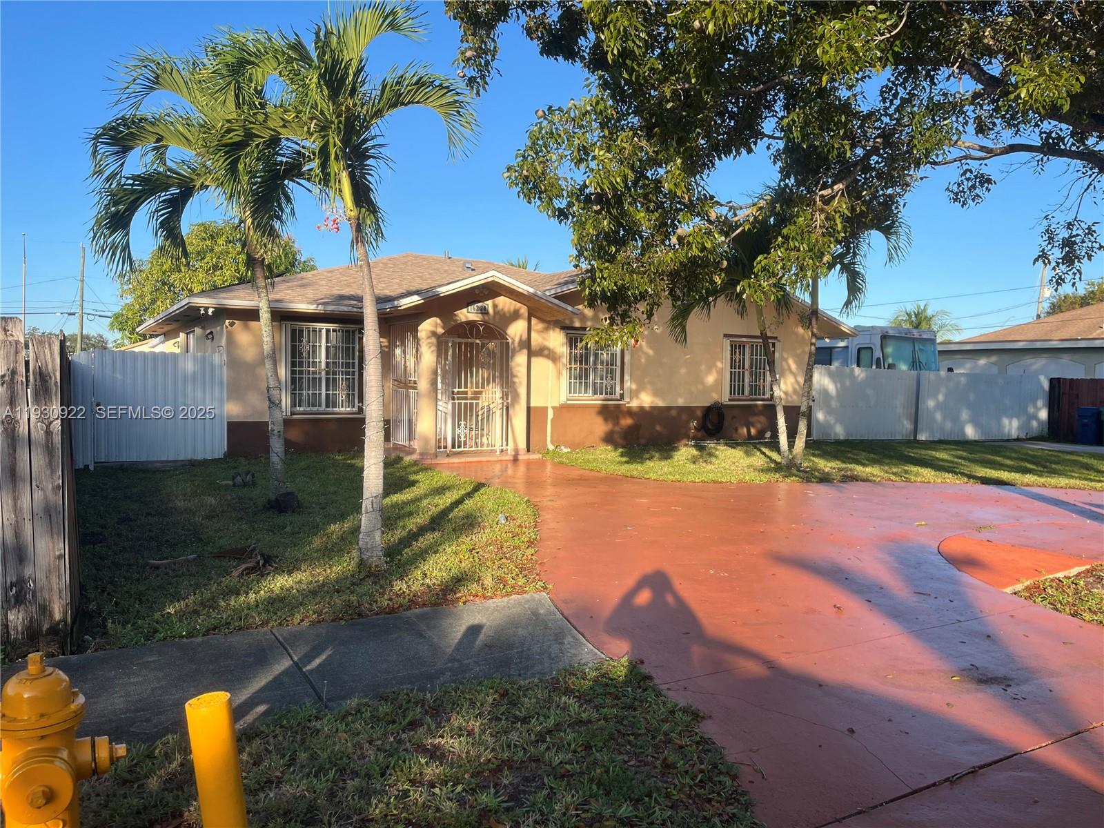 VENETIAN GARDEN REV - Residential
