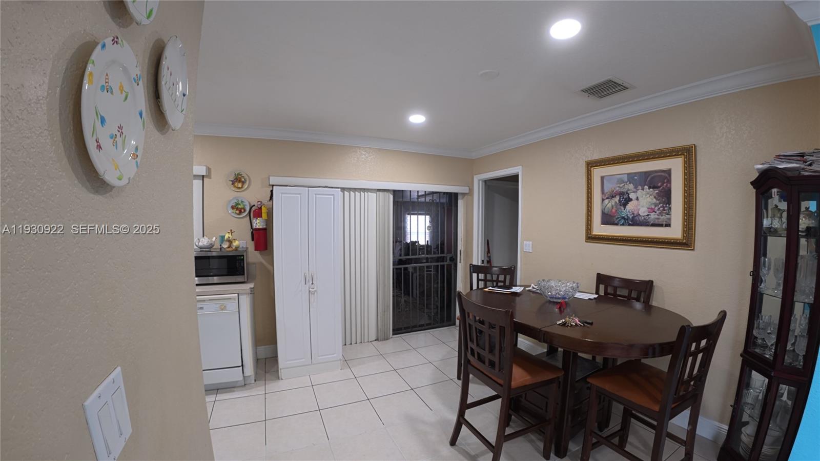 VENETIAN GARDEN REV - Residential
