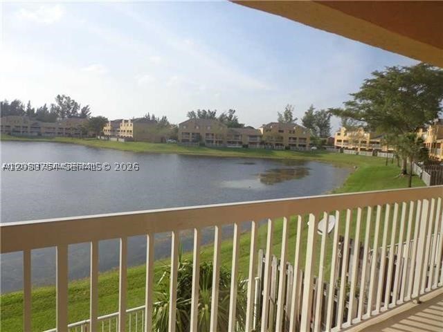 VILLAS AT LAKEVIEW CONDO - Residential Lease