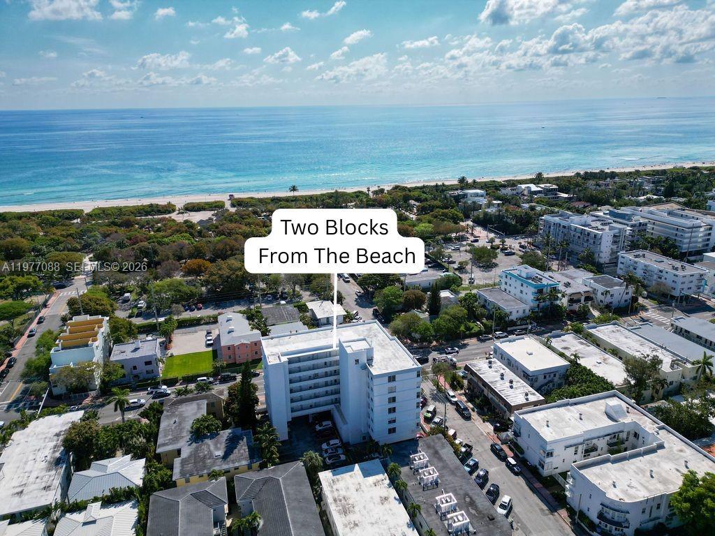 8000 CONDO - Residential