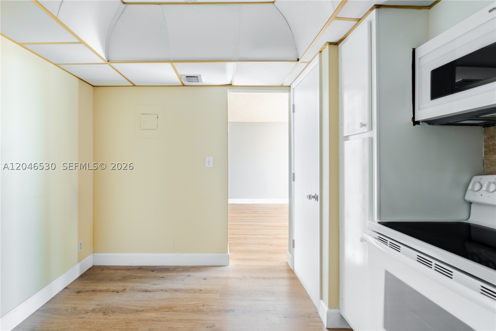 CLIFTON CONDO - Residential