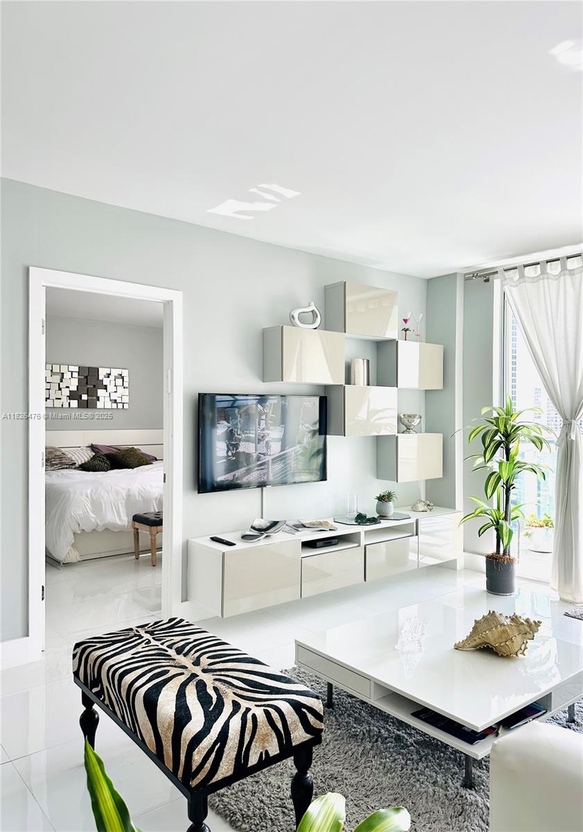 OCEANVIEW BUILDING A COND - Residential