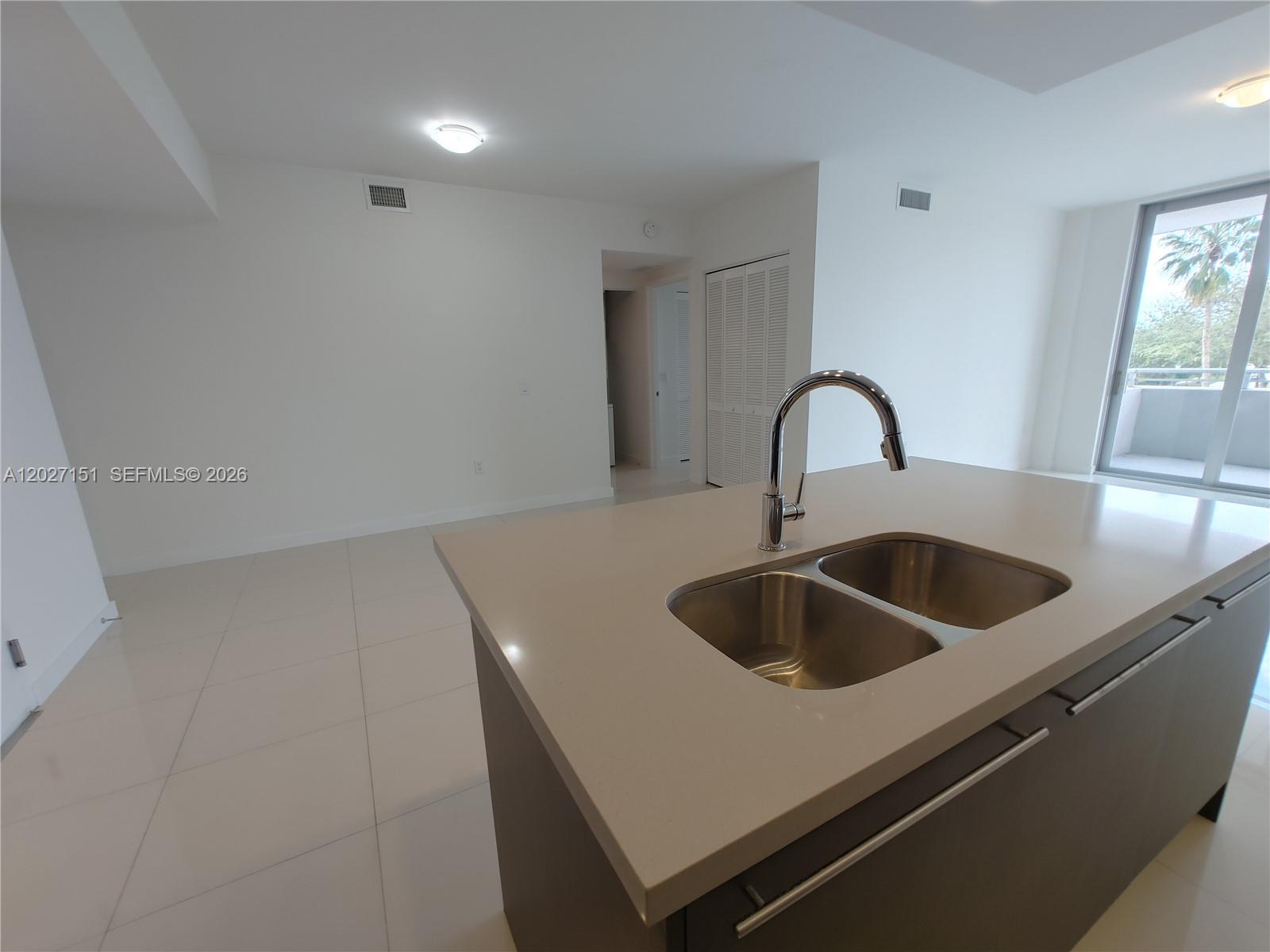 MIDTOWN DORAL CONDO 4 - Residential Lease