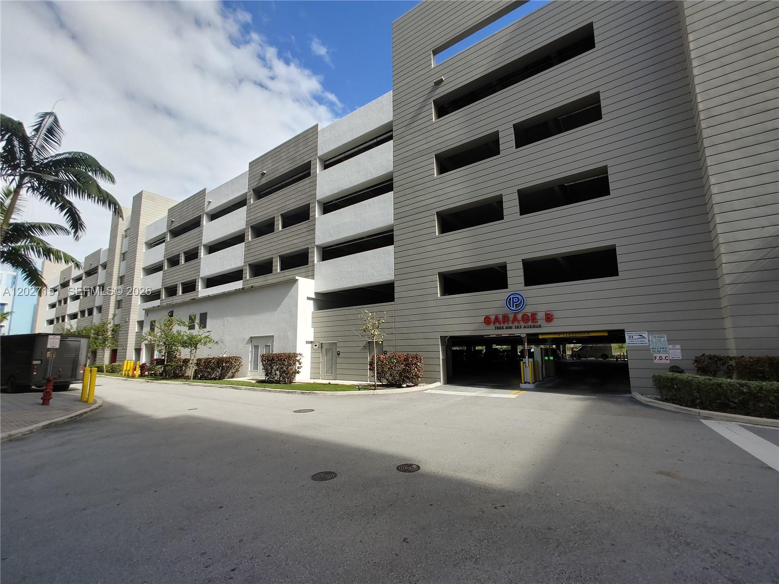 MIDTOWN DORAL CONDO 4 - Residential Lease