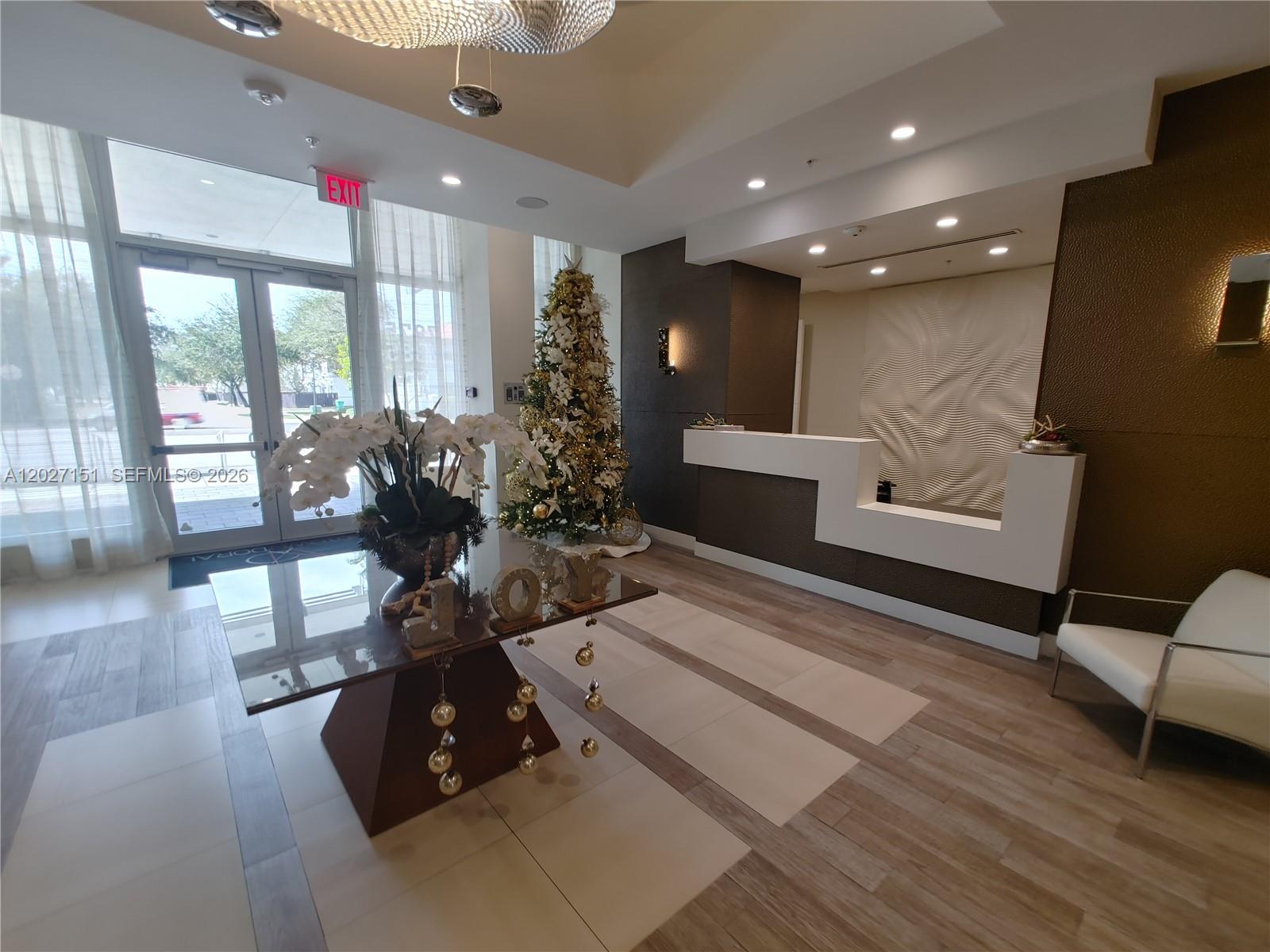 MIDTOWN DORAL CONDO 4 - Residential Lease