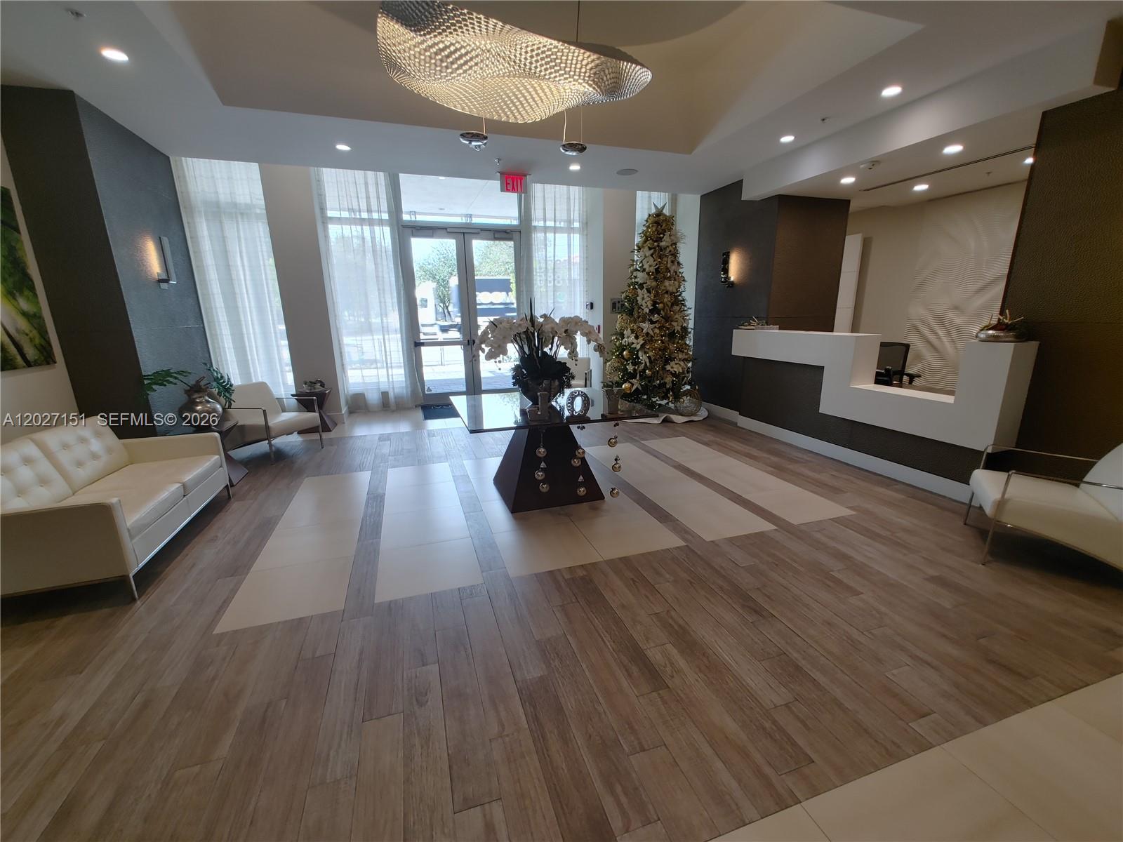 MIDTOWN DORAL CONDO 4 - Residential Lease