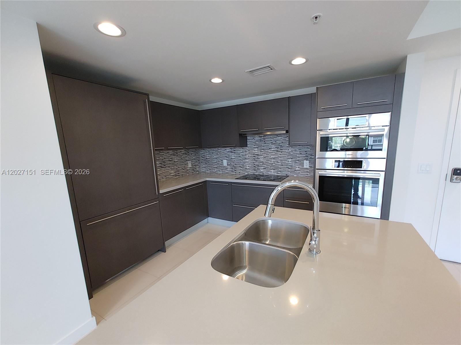 MIDTOWN DORAL CONDO 4 - Residential Lease