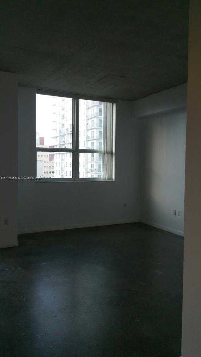 THE LOFT DOWNTOWN II COND - Residential Lease