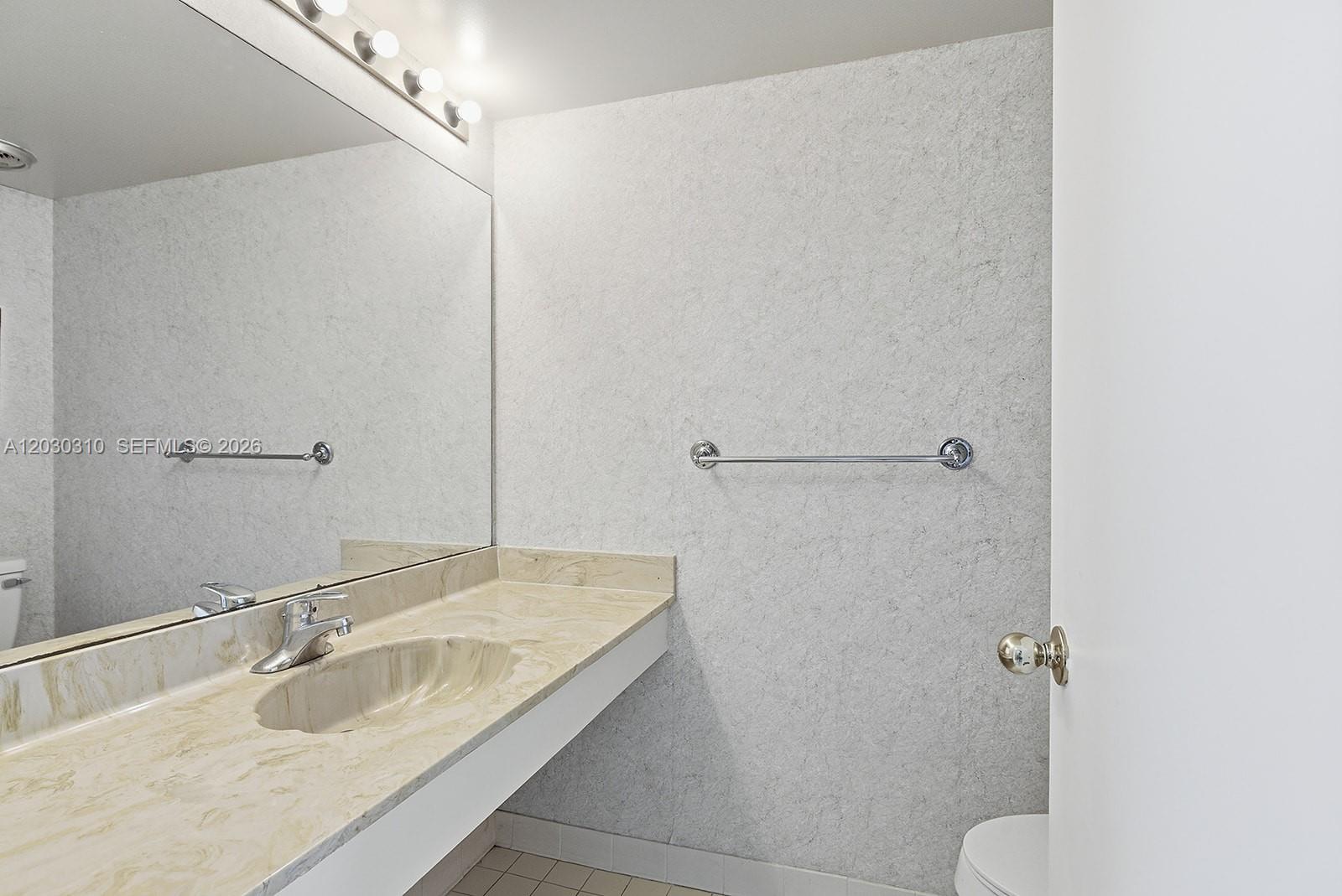 BRIDGEWOOD TOWNHOUSE COND - Residential