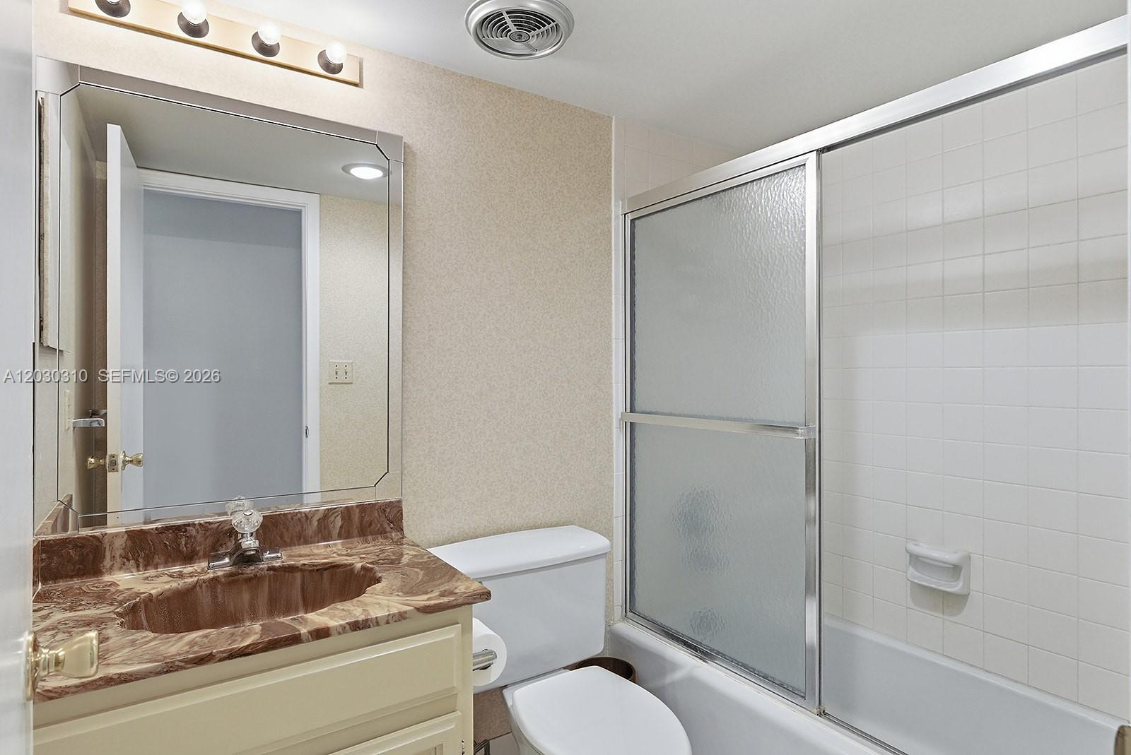 BRIDGEWOOD TOWNHOUSE COND - Residential