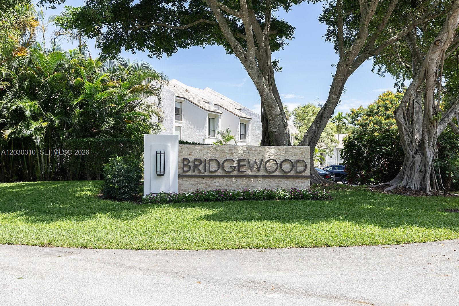BRIDGEWOOD TOWNHOUSE COND - Residential