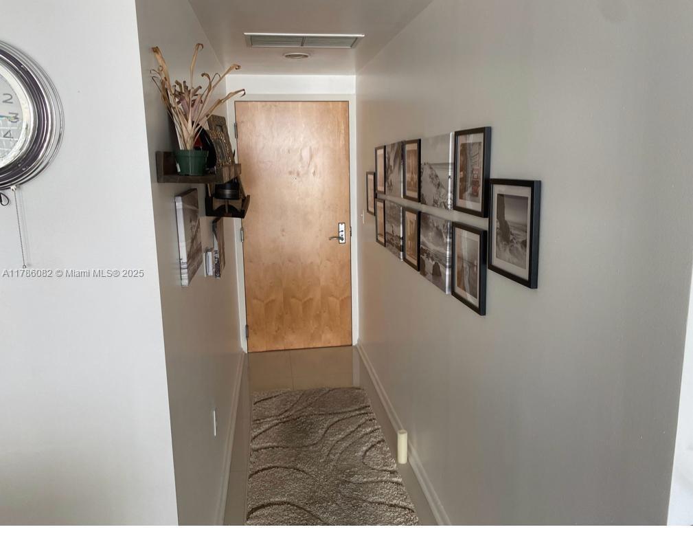 VIZCAYNE NORTH CONDO - Residential