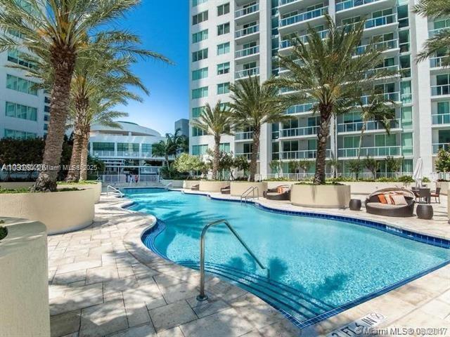 VIZCAYNE NORTH CONDO - Residential