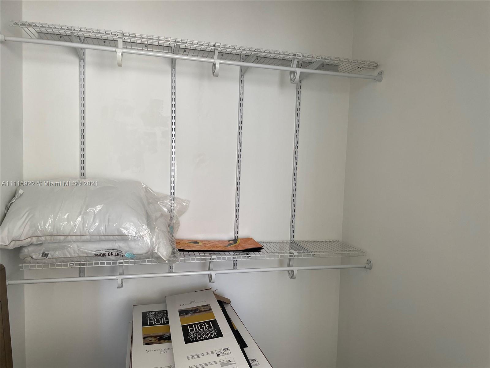 PLAZA OF AMERICAS CONDO P - Residential Lease