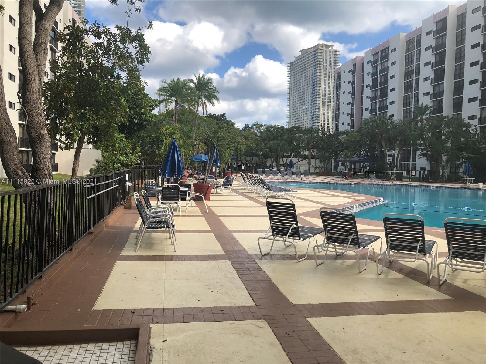 PLAZA OF AMERICAS CONDO P - Residential Lease