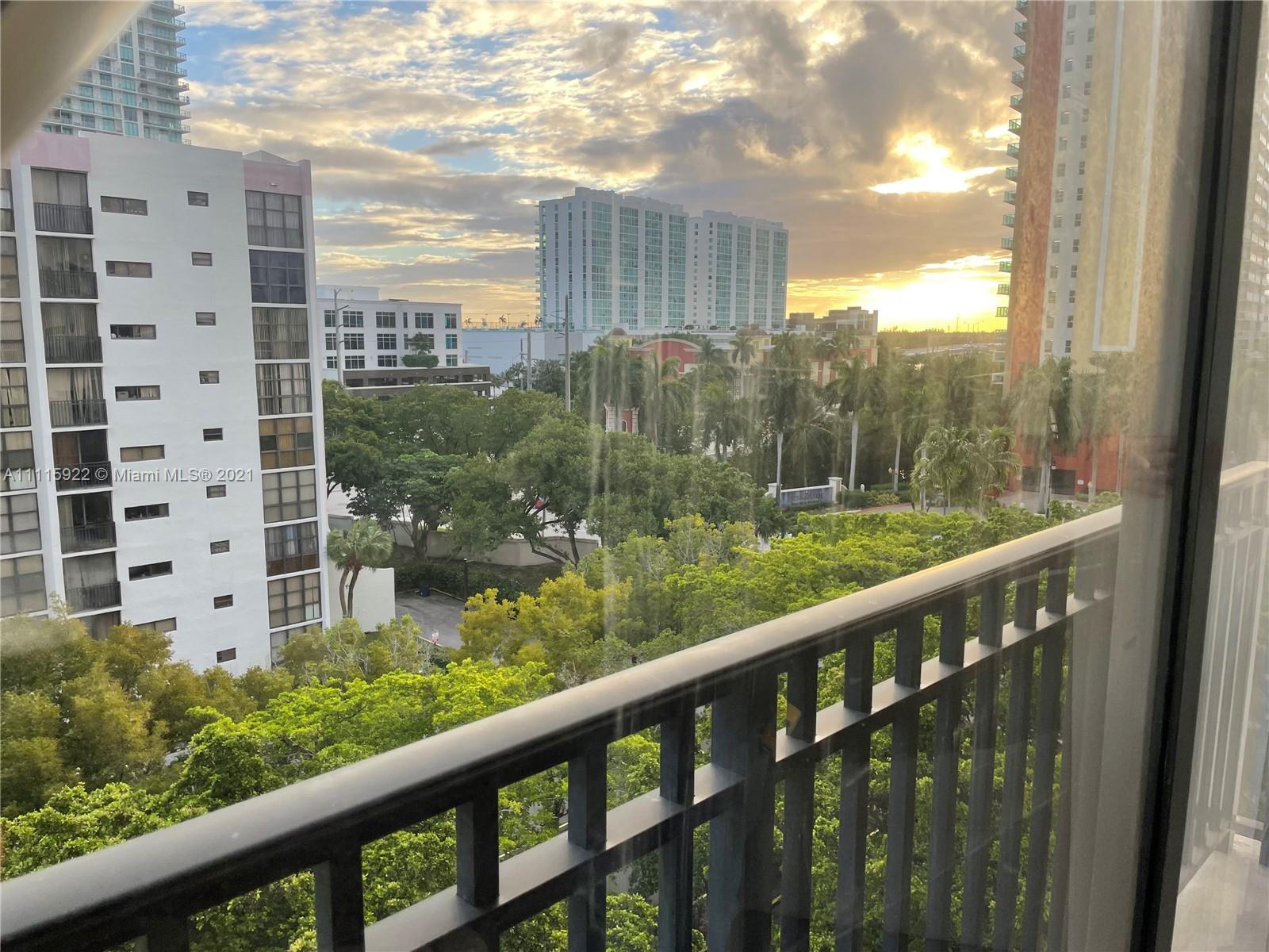 PLAZA OF AMERICAS CONDO P - Residential Lease